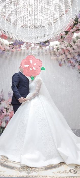 Продаю свадебное платья 2 шт