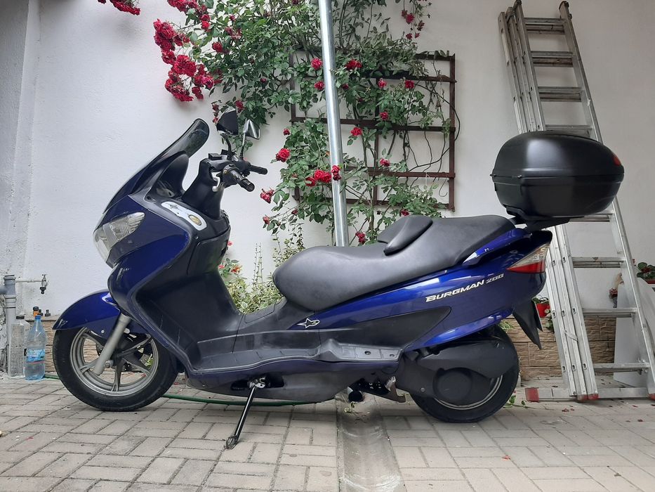 Suzuki burgman 200i