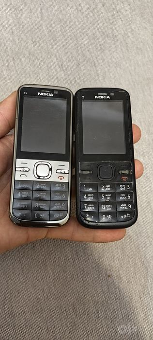 Telefonlar sotiladi