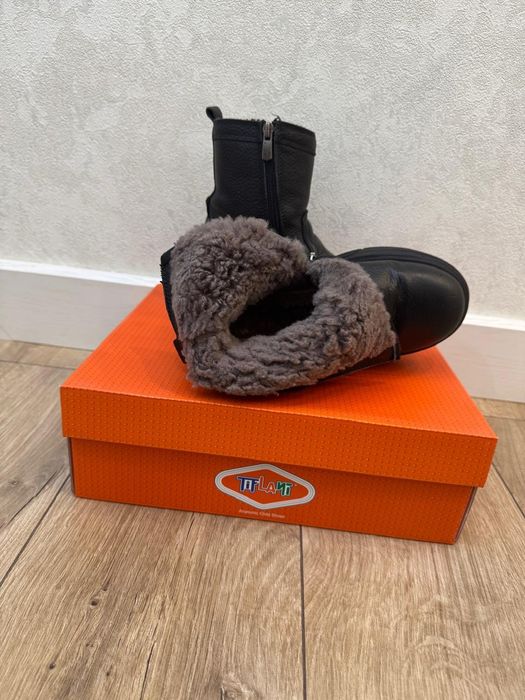 Продам сапоги на мальчика