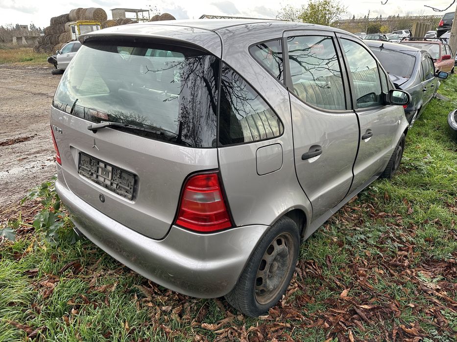 Mercedes A160 на части