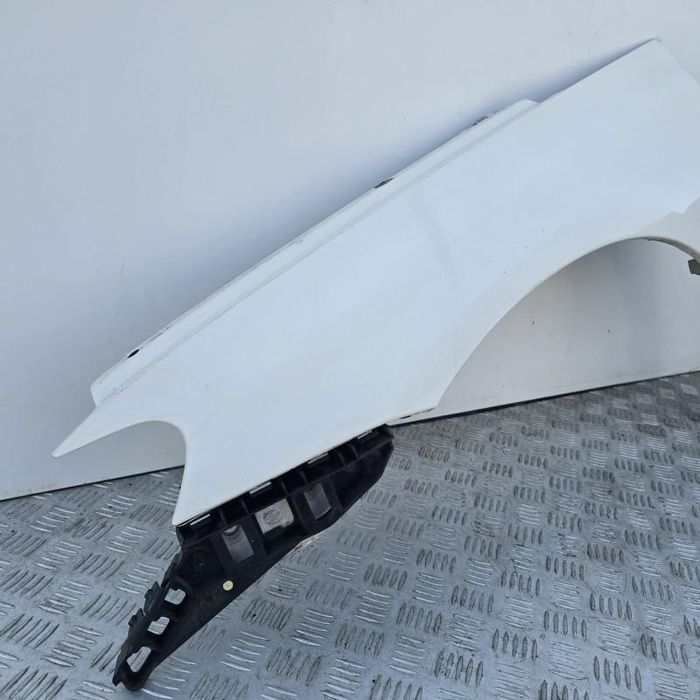 Aripa fata stanga Volkswagen Scirocco 3