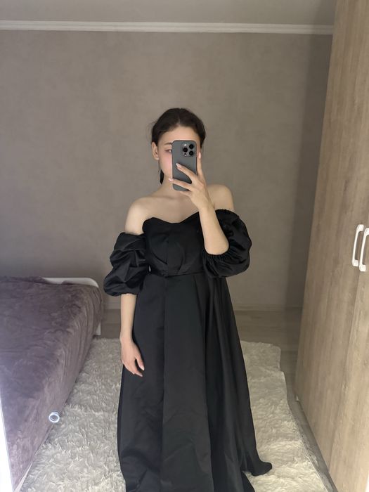 Вечернее платье черное