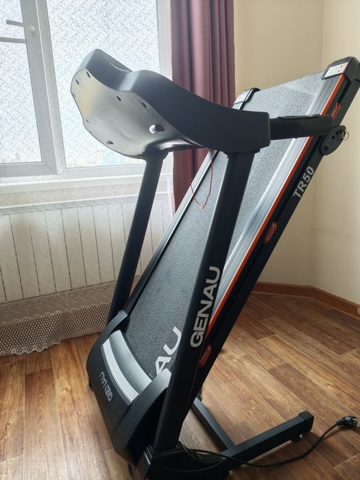 Беговая дорожка Genau TR50