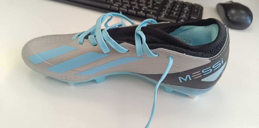 Спортни обувки за футбол