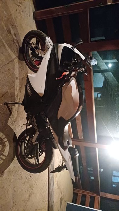 Vând Yamaha YZF-R125, prima generație, an 2008,