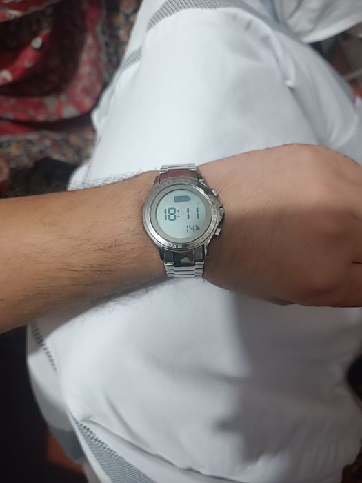 Ал-фажр Соати сотилади