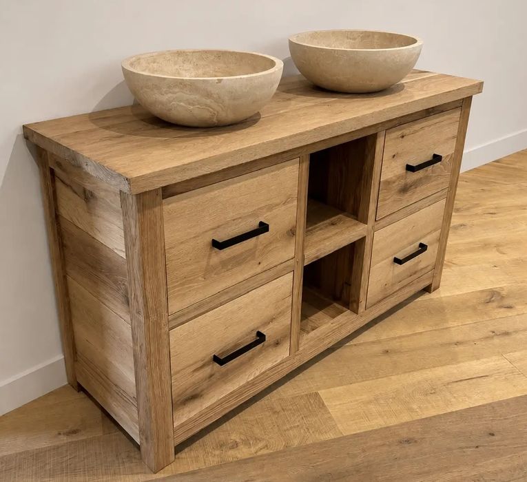 Comoda-mobilier  lemn masiv de stejar reciclat