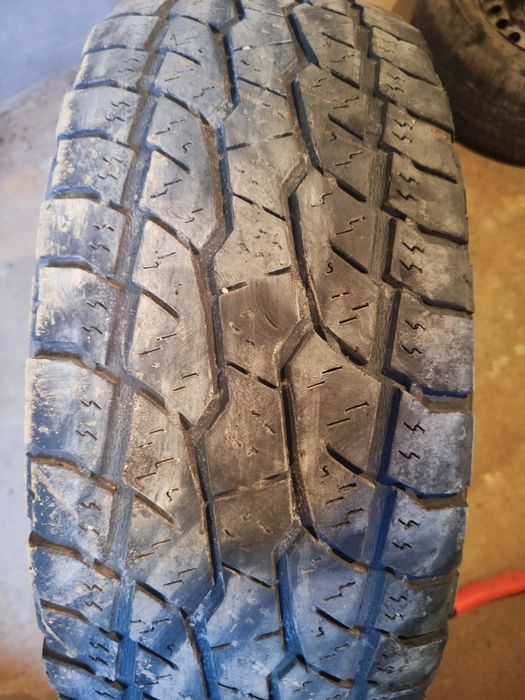 Продам шины 265/70 R16