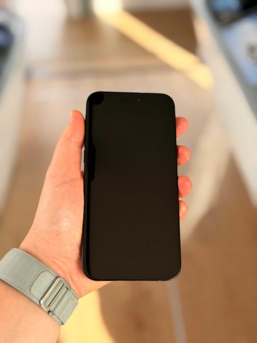 Apple Iphone 15 plus - black - 128 gb -