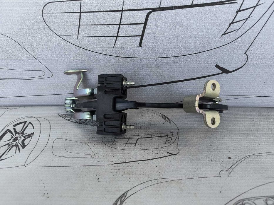 Opritor Deschidere Ușă Spate Stânga Peugeot Boxer 2013 / 2007-2014 Cod OEM 1613353880 (5C2)