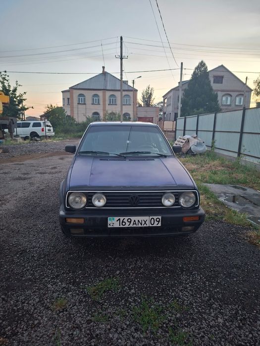 Продаётся автомобиль Гольф-2, 1992