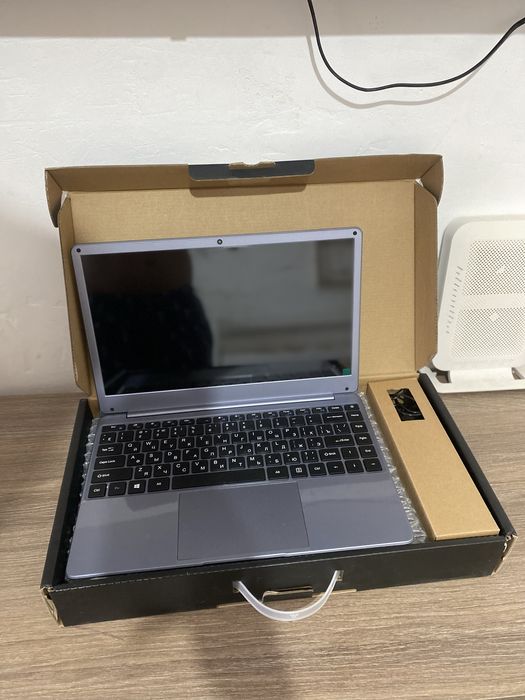 Продается ноутбук Casdom GS-E142