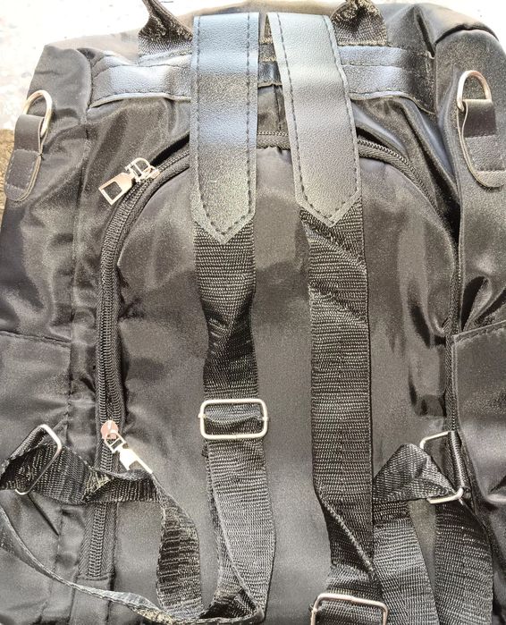 Дамски лот  от  яке и раничка