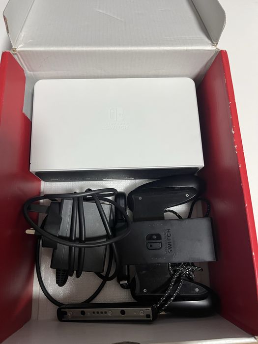 Nintendo switch oled прошитая,чипованная