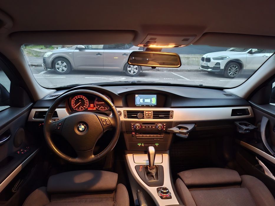 BMW 3 Series 2009 — imagine 4