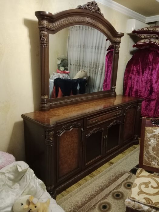 Мебел от Зухры для зала