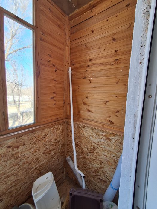 Балкон деревянный