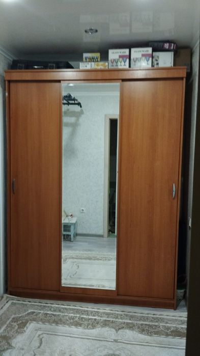 Продам шкаф-купе