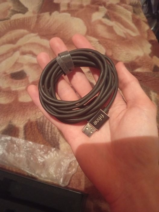 Продаю микрофон fifine k658