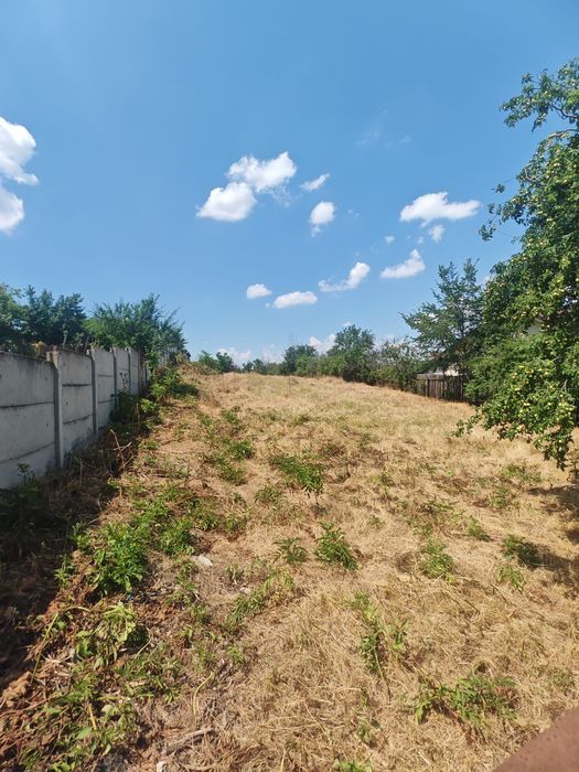 Vând teren intravilan strada Torentului 926 mp
