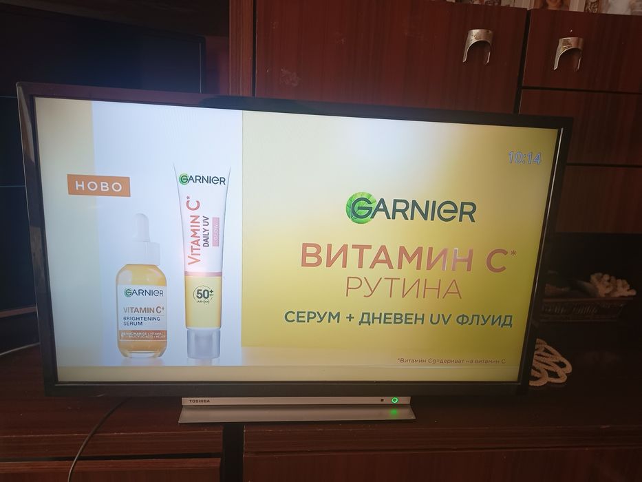 Продавам телевизор Toshiba smart