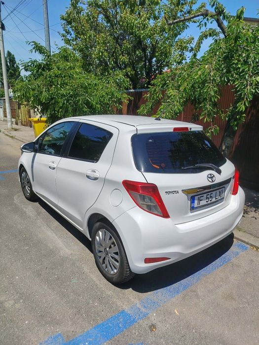 TOYOTA Yaris 2013 — imagine 2