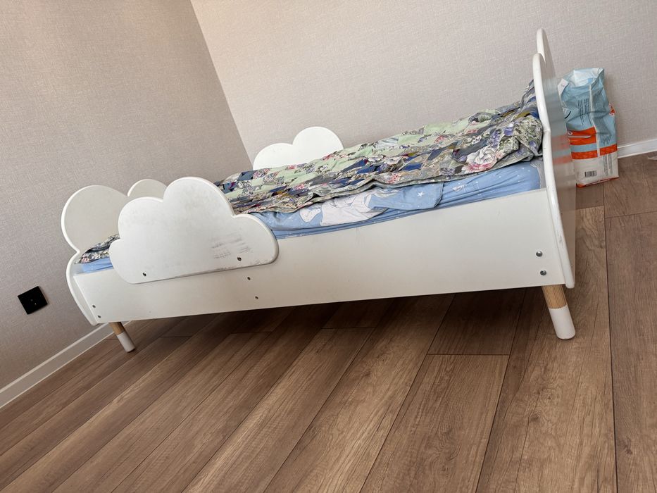 Кроватка детская