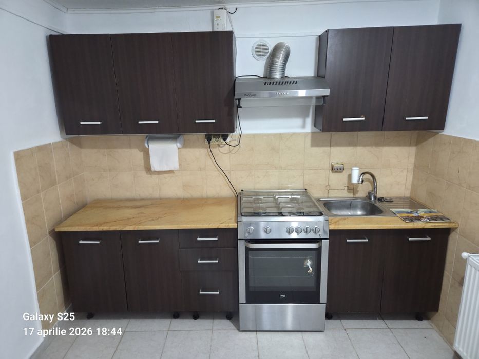 Vand mobila bucatarie