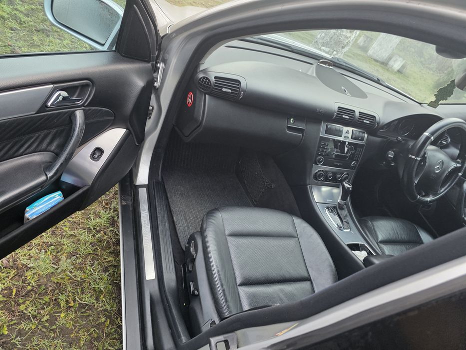 Mercedez C Class VOLAN pe parteadreapta