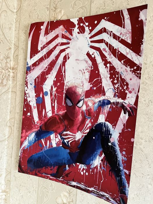 Продам постеры Batman , Spiderman , Marvel