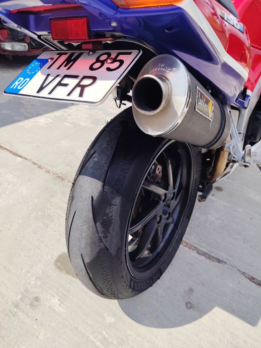 Honda vfr 750 rc36 2