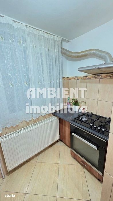 Apartament 3 camere, etaj 1, mobilat și utilat, zona GARĂ;
