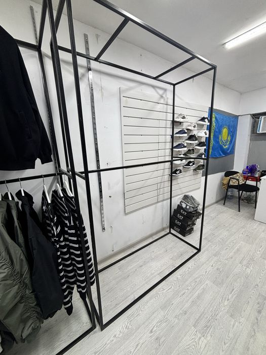 Стойки для одежды