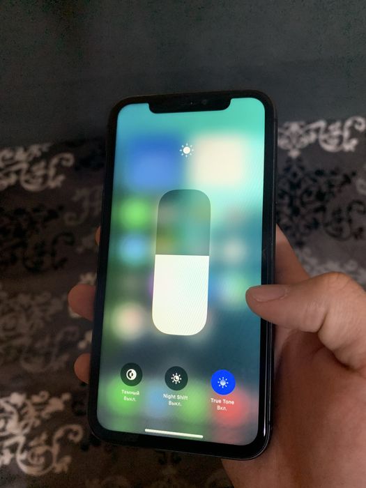 iPhone 11 black