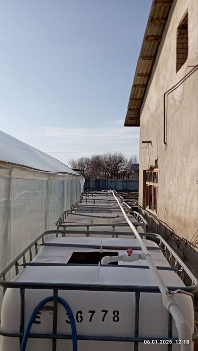 Uchastka Biznesga tayyor joy issiq honalar va seh mavjud