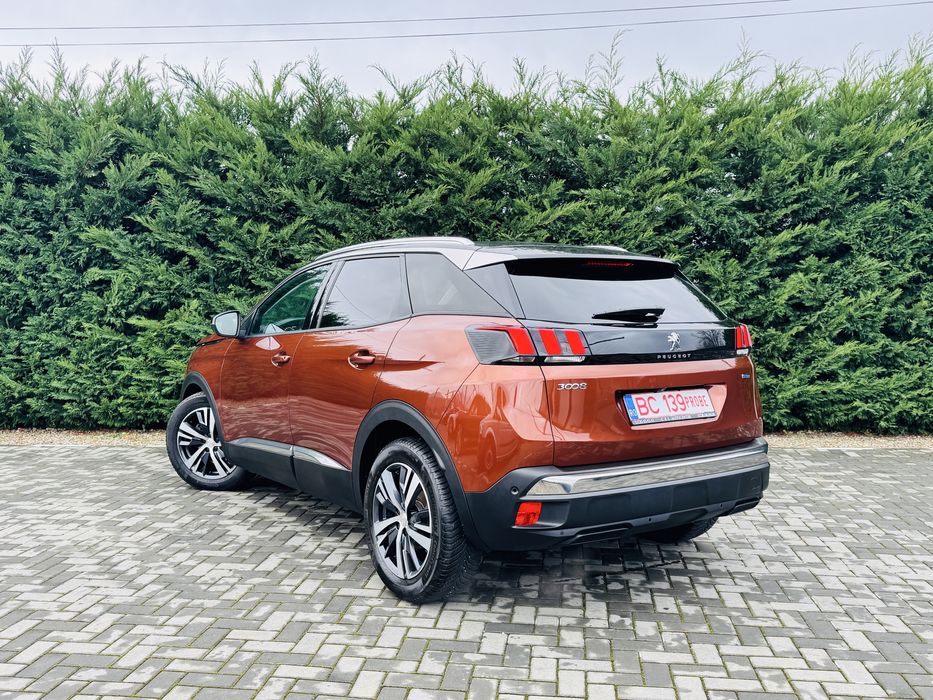 PEUGEOT 3008 Allure 1.2 PureTech 130 cp RAR efectuat Garantie 3 Ani !