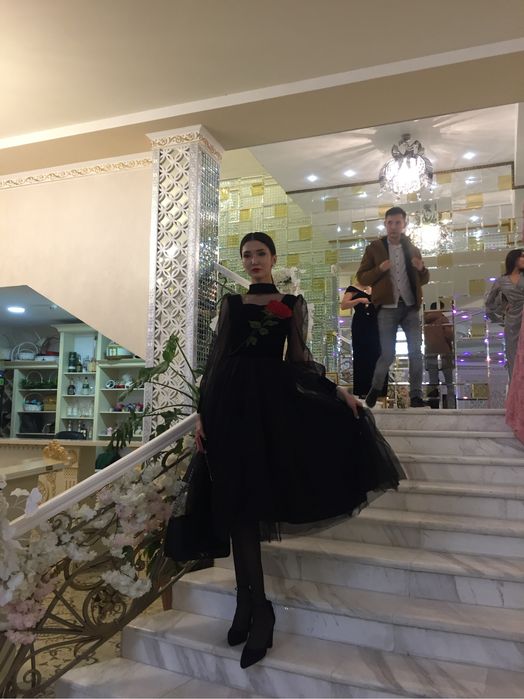 Платье черное на выход