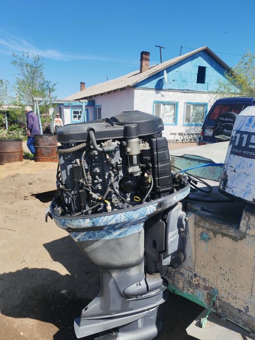 Продам лодку с мотором