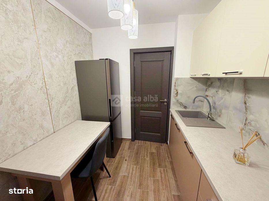 Pacurari - Scoala I.Creanga, 2 camere renovat integral, gata de mutare