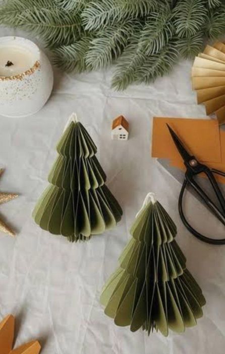 Те самые бумажные елки