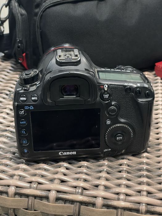 Canon mark3 fotokamera xolati o’rtacha
