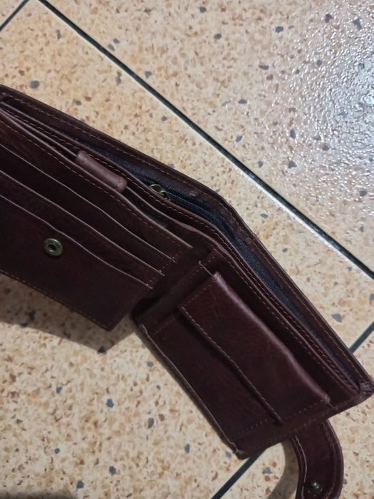 Мъжко кожено портмоне