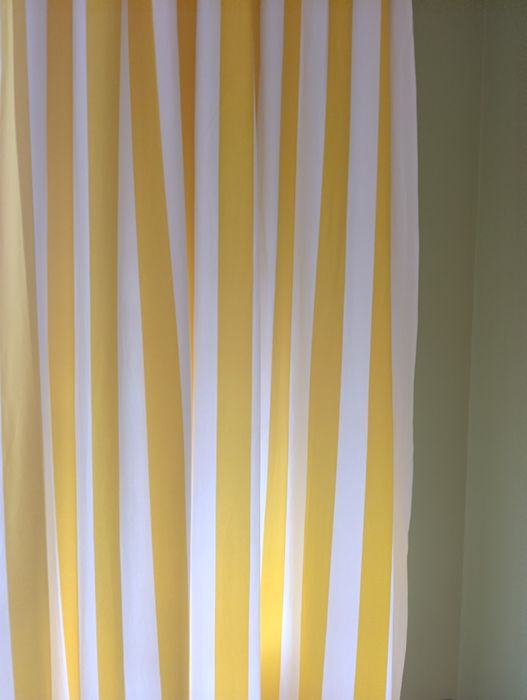 Дизайнерски скрин и пердета в жълто и бежово