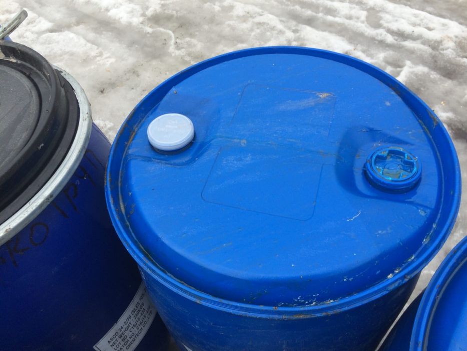 Продам бочки 180-200 л