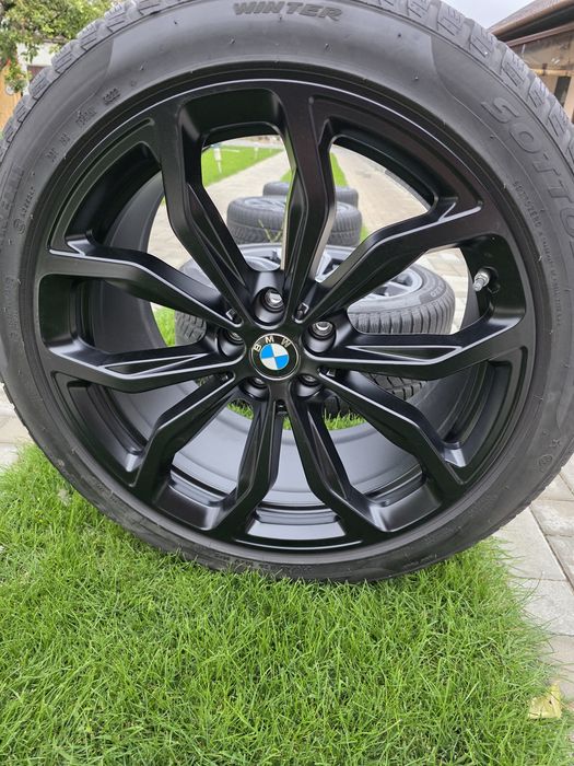 Jante originale BMW R 20 echipate cu cauciucuri de iarna