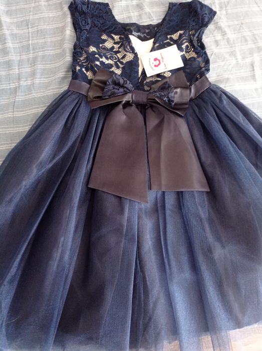 Детски рокли официални!