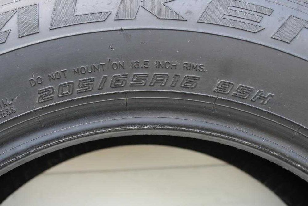 Anvelope vara noi 205/65R16 95H, Falken (doar set 4 buc)