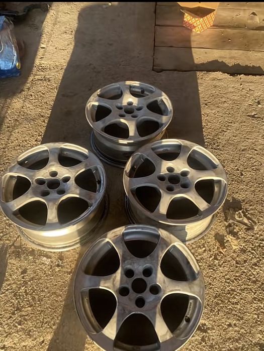 Vând/schimb jante OZ racing