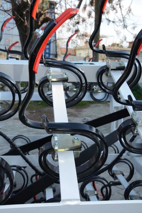 Combinator agricol / Cultivator